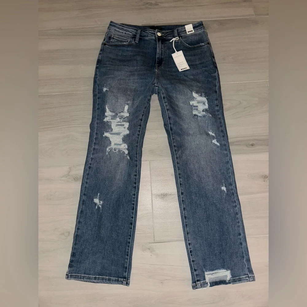Judy Blue Mid Rise Heavy Distressed Straight Jeans Size 13/31 - Picture 2 of 10